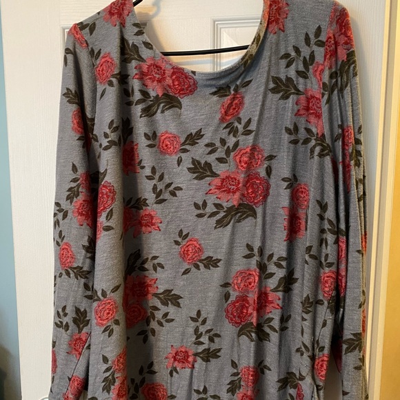 Sweater - Picture 2 of 3